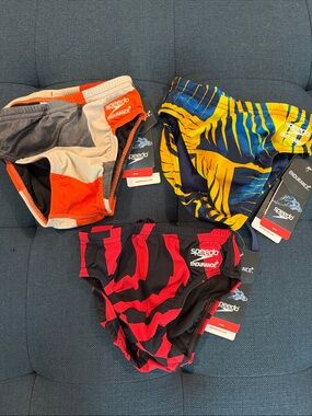 Youth Speedo Endurance+ Swim Briefs Bundle of 3 NEW waist 22 competitive Euro